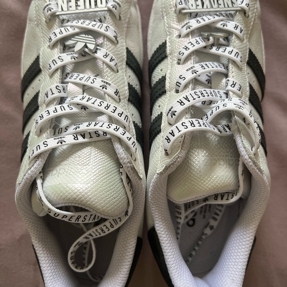 Limited edition shell toe Adidas - Picture 2 of 4